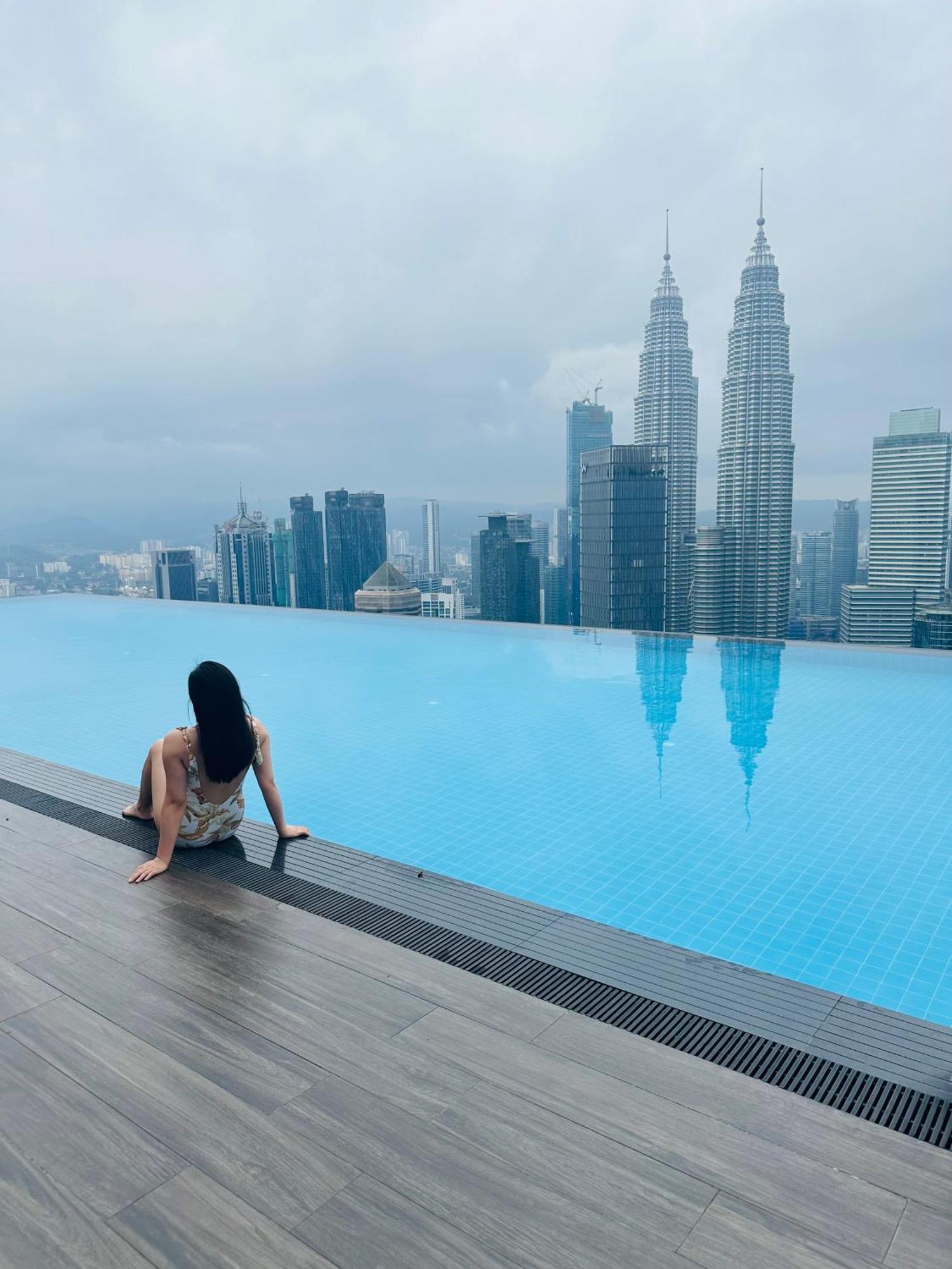 Platinum 2 Klcc By Infinity Pool Apartamento Kuala Lumpur Exterior foto